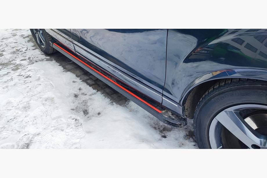 Audi Q7 2005–2015 Stranske stopnice Maya Red (2 kosa, aluminij) Image