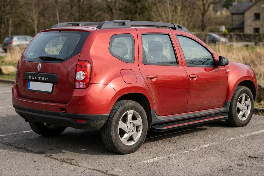 Dacia Duster 2008–2018 Stranske stopnice Maya Red (2 kosa, aluminij) Image