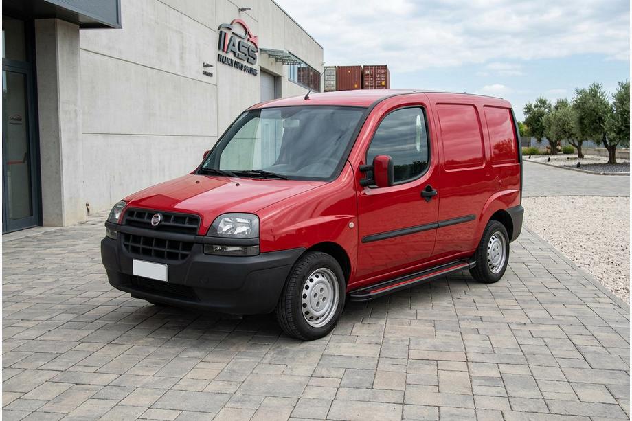 Fiat Doblo I 2001–2005 Stranske stopnice Maya Red (2 kosa, aluminij) Image