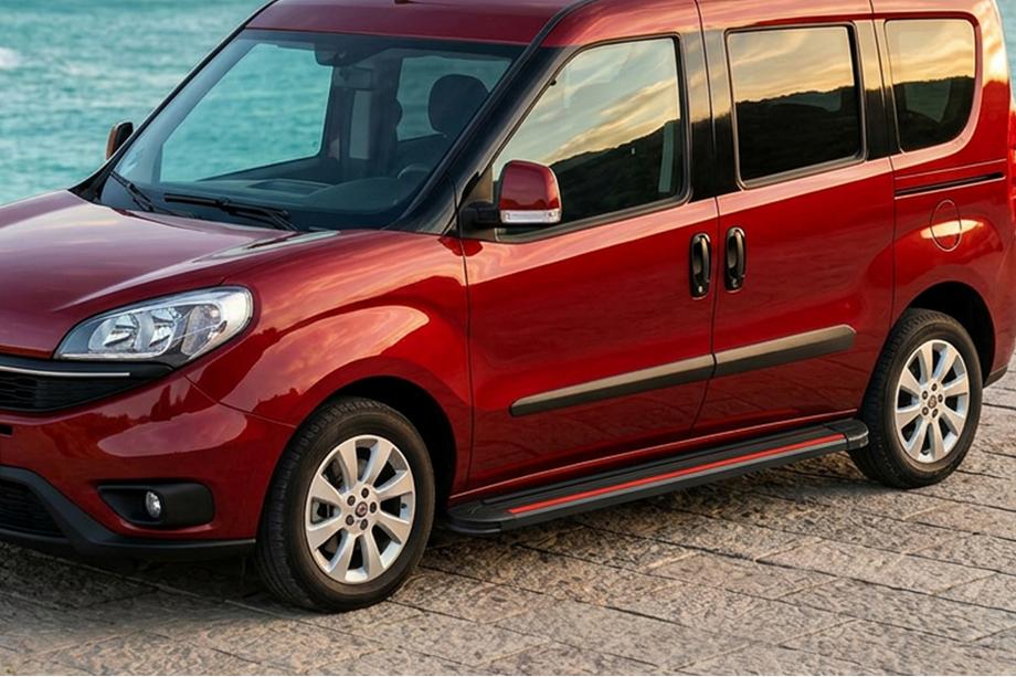 Fiat Doblo II 2010–2022 Stranske stopnice Maya Red (2 kosa, aluminij) Standardna baza Image