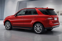 Mercedes GLE/ML class W166 2011–2018 Stranske stopnice Maya Red (2 kosa, aluminij) fotografija 1