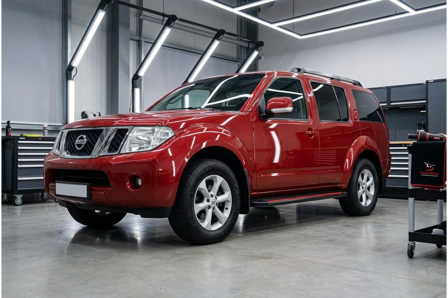 Nissan Pathfinder R51 2005–2014 Stranske stopnice Maya Red (2 kosa, aluminij) Image