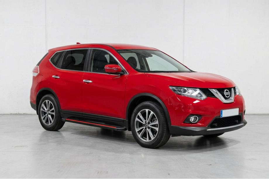 Nissan X-trail T32/Rogue 2014–2021 Stranske stopnice Maya Red (2 kosa, aluminij) Image
