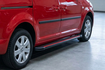 Volkswagen Caddy 2010–2015 Stranske stopnice Maya Red (2 kosa, aluminij) fotografija 1