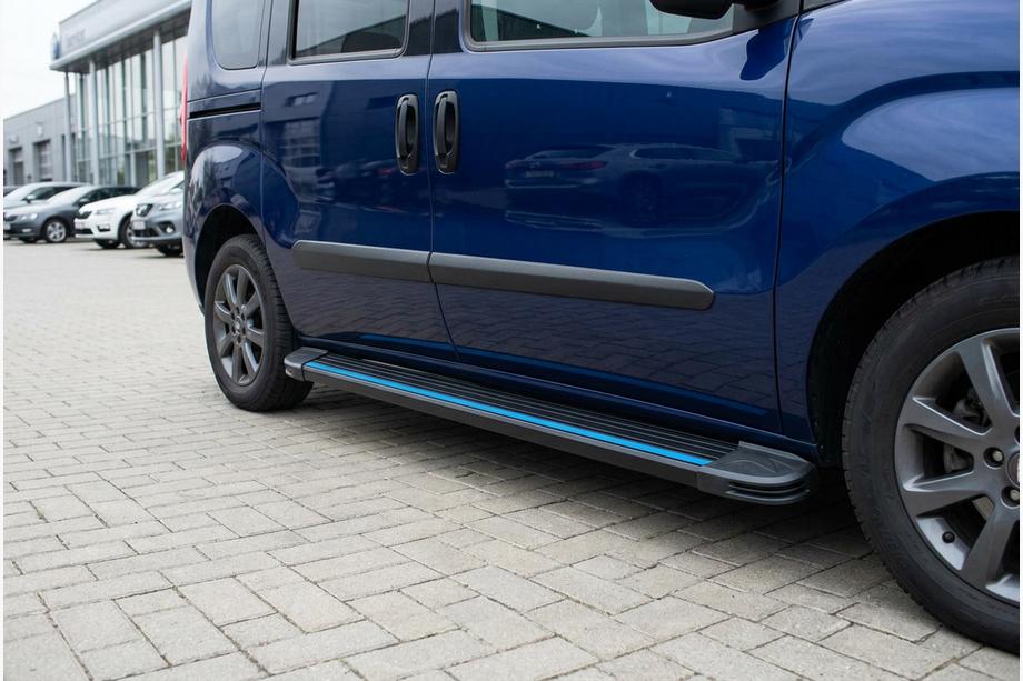 Fiat Doblo II 2010–2022 Stranske stopnice Maya Blue (2 kos, aluminij) Maxi medosna razdalja Image