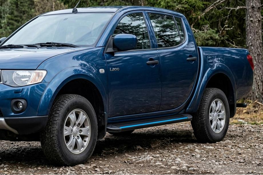 Fiat Fullback 2016– Stranske stopnice Maya Blue (2 kos, aluminij) Image