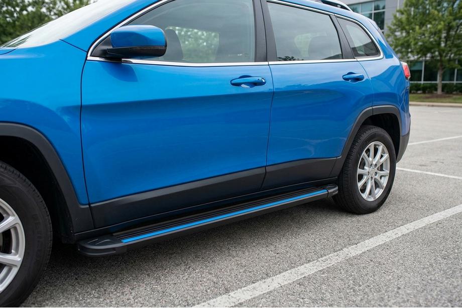 Jeep Cherokee KL 2013– Stranske stopnice Maya Blue (2 kos, aluminij) Image