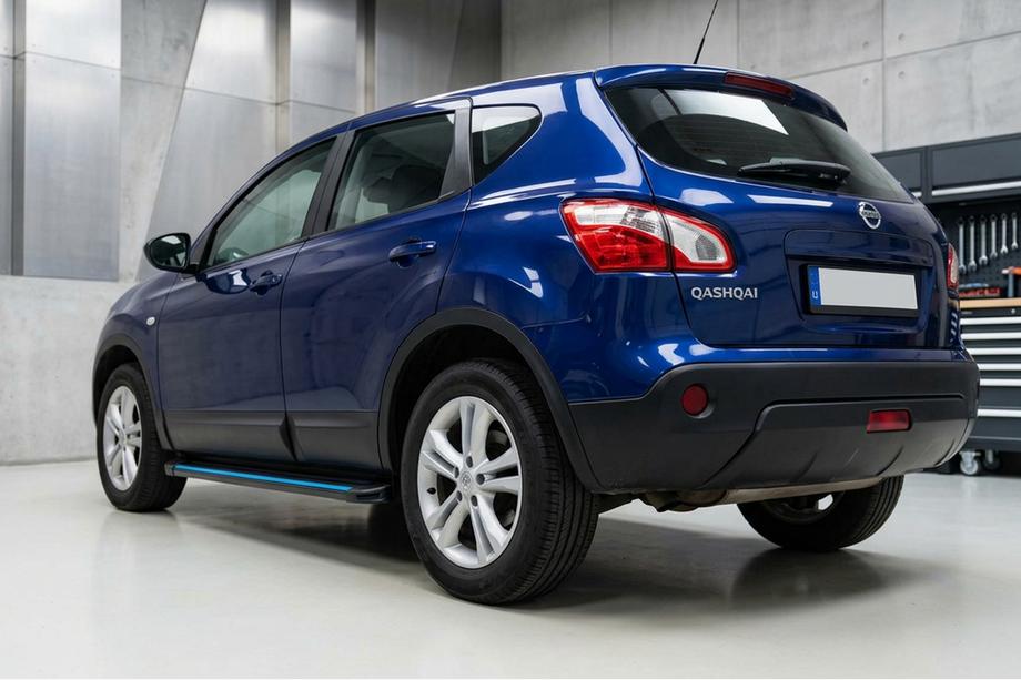 Nissan Qashqai 2007–2010 Stranske stopnice Maya Blue-Black (2 kos, aluminij) Image