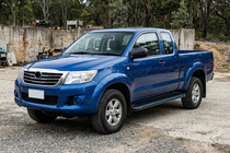 Toyota Hilux 2006–2015 Stranske stopnice Maya Blue (2 kos, aluminij) fotografija 1