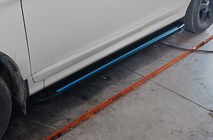 Volvo XC60 2009–2017 Stranske stopnice Maya Blue (2 kos, aluminij) fotografija 1