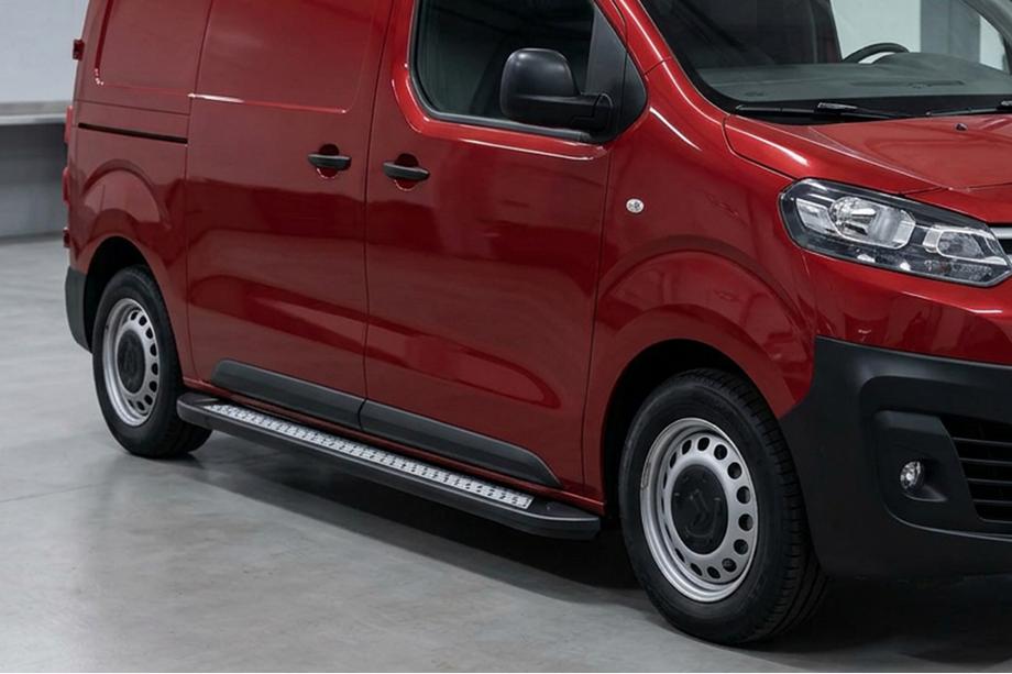 Citroen Jumpy/Dispatch 2017– Stranske stopnice Vision New Black (2 kos, aluminij) Image