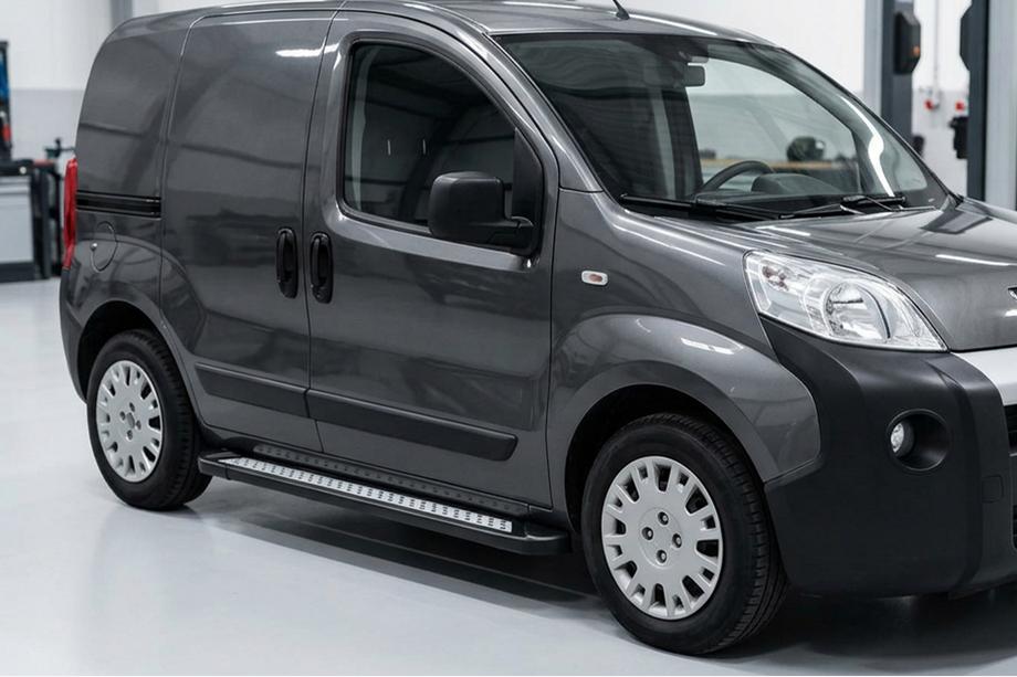 Citroen Nemo 2007–2017 Stranske stopnice New Vision Black (2 kosa, aluminij) Image