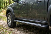 Ford Ranger 2007–2011 Stranske stopnice New Vision Black (2 kosa, aluminij) fotografija 1