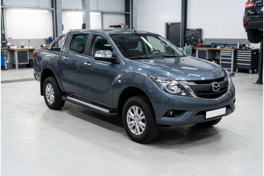 Mazda BT-50 2012– Stranske stopnice New Vision Black (2 kosa, aluminij) Image