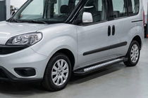 Opel Combo 2012–2018 Stranske stopnice New Vision Black (2 kosa, aluminij) Maxi medosna razdalja fotografija 1