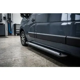 Stranske stopnice New Vision Black (2 kosa, aluminij) Opel Movano 2010–2021 fotografija 1