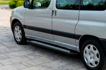 Peugeot Partner 1996–2008 Stranske stopnice New Vision Black (2 kosa, aluminij) fotografija 1