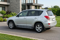 Toyota Rav 4 2006–2013 Stranske stopnice New Vision Black (2 kosa, aluminij) fotografija 1