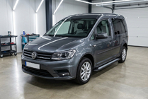 Volkswagen Caddy 2015–2020 Stranske stopnice New Vision Black (2 kosa, aluminij) Maxi medosna razdalja fotografija 1