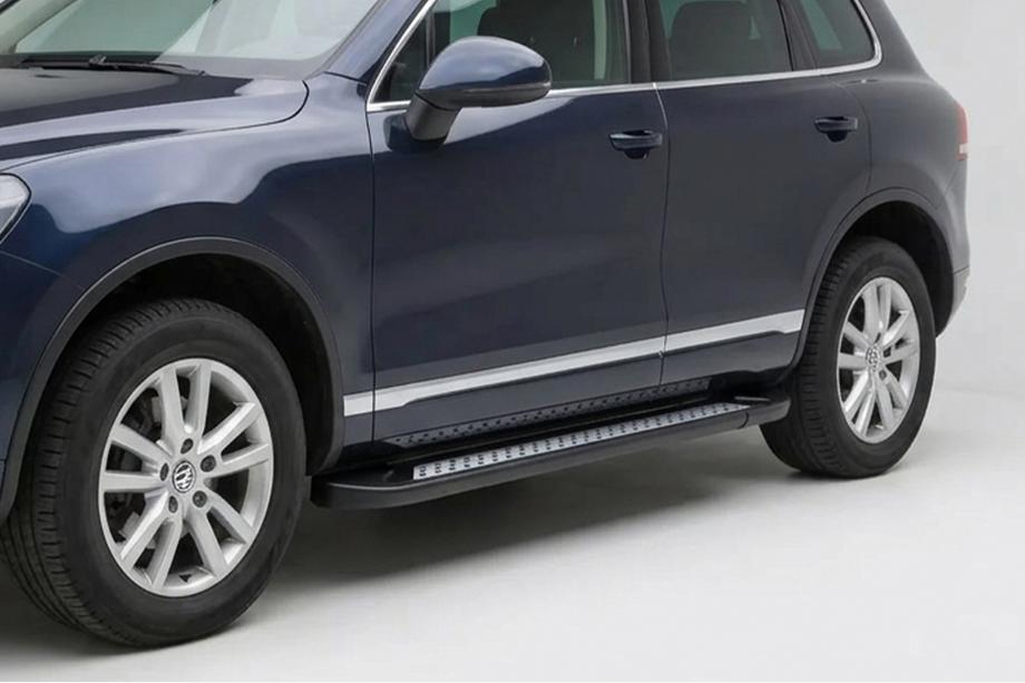Volkswagen Touareg 2002–2010 Stranske stopnice New Vision Black (2 kosa, aluminij) Image
