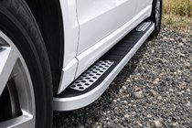 Audi Q5 2017–2025 Bočne stopnice Tayga V2 (2 kosa, aluminij) fotografija 3