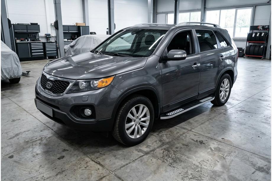 Kia Sorento II XM 2009–2014 Bočne stopnice Tayga V2 (2 kosa, aluminij) 2013-2016 Image