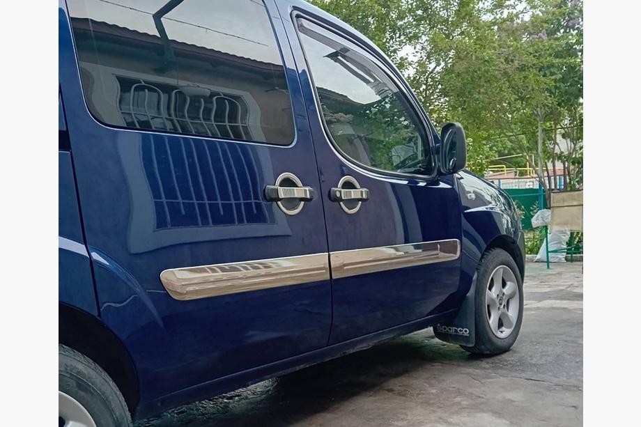 Fiat Doblo I 2005–2010 Široki vratni molding (4 kosi, nerjaveče jeklo) Fotografija 2