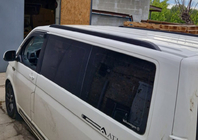 Volkswagen T5 Transporter 2003–2010 Integrirani strešni nosilci (črni) fotografija 43
