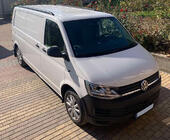 Volkswagen T6 2015–2024 Integrirani strešni nosilci (črni) fotografija 37