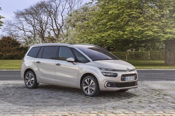 Pregled 7-sedežnega enoprostorca Citroen Grand C4 Picasso