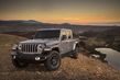 Pregled štirikolesno gnanega okvirnega pickupa Jeep Gladiator fotografija 4