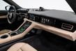 Električni športni sedan Porsche Taycan s štirikolesnim pogonom fotografija 10