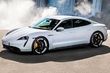 Električni športni sedan Porsche Taycan s štirikolesnim pogonom fotografija 1
