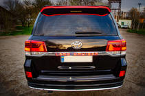 Toyota Land Cruiser 200 2007–2021 LED letvica nad registrsko tablico (2016+) fotografija 2