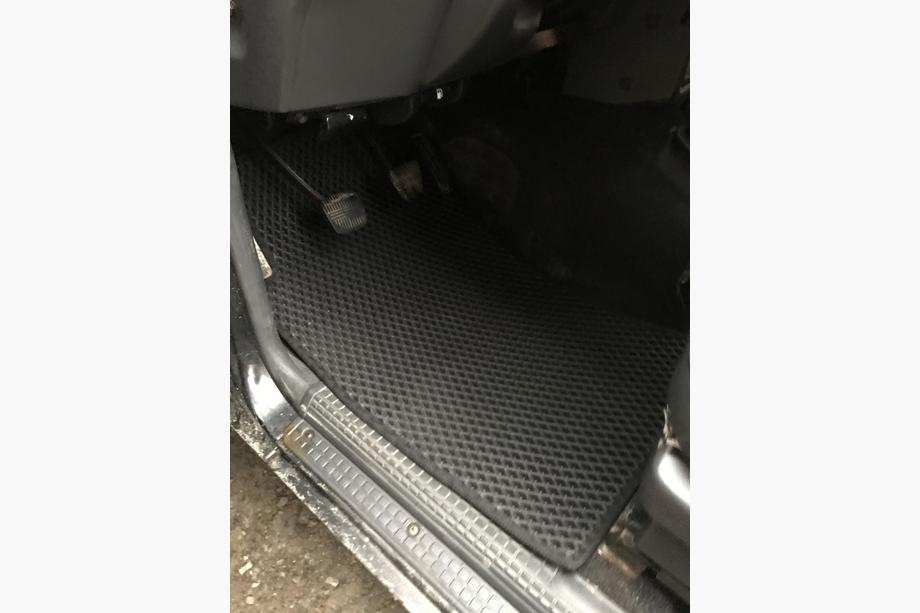 Nissan Patrol Y60 1988–1997 EVA avtomobilske preproge (črne) Fotografija 18