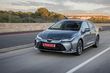 Hibridna limuzina Toyota Corolla fotografija 13