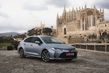 Hibridna limuzina Toyota Corolla fotografija 1