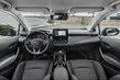 Hibridna limuzina Toyota Corolla fotografija 6