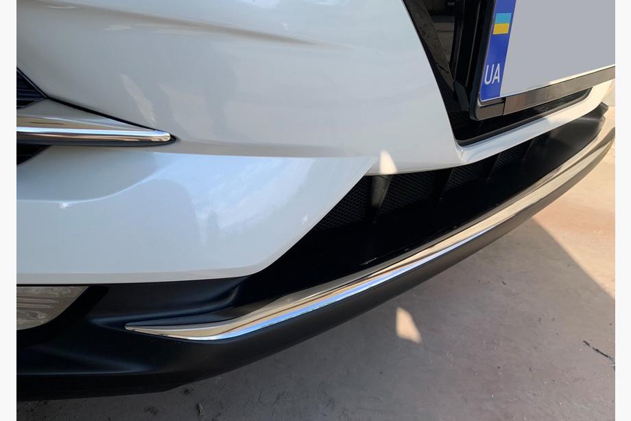 Nissan Qashqai 2014–2021 Nerjavno jeklen zaščitni okrasni pokrov za sprednji odbijač (2017↗︎) OmsaLine - italijansko nerjavno jeklo Image