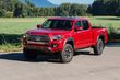 Pregled srednje velikega pickupa Toyota Tacoma fotografija 1