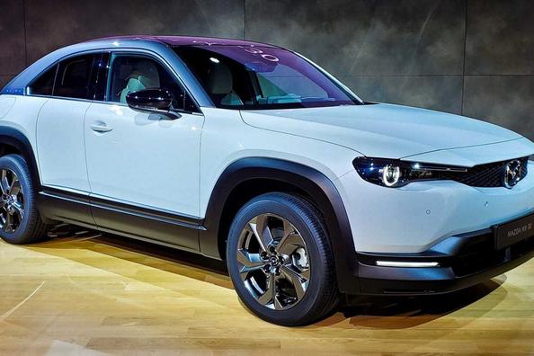 Crossover Mazda MX-30: prvi serijski električni avtomobil japonske znamke