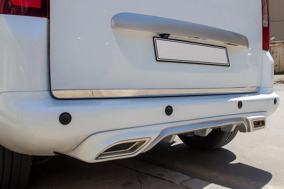 Opel Combo 2019– Letvica spodnjega roba pokrova prtljažnika OmsaLine (nerjavno jeklo) Image