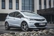 Pregled električnega kompaktnega kombilimuzinskega Opel Ampera-e fotografija 15