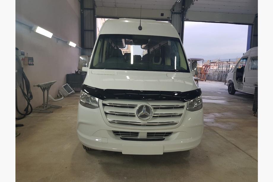 Mercedes Sprinter W907/W910 2018– Deflektor pokrova motorja (EuroCap) Fotografija 6