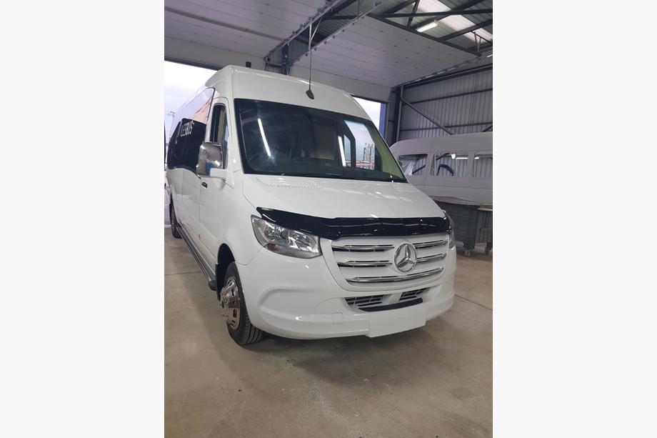 Mercedes Sprinter W907/W910 2018– Deflektor pokrova motorja (EuroCap) Fotografija 14