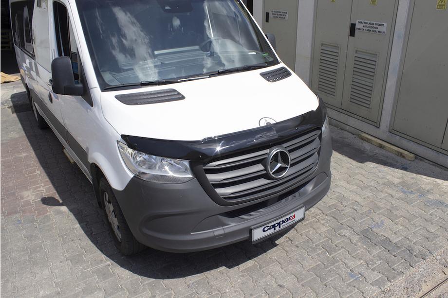 Mercedes Sprinter W907/W910 2018– Deflektor pokrova motorja (EuroCap) Fotografija 12
