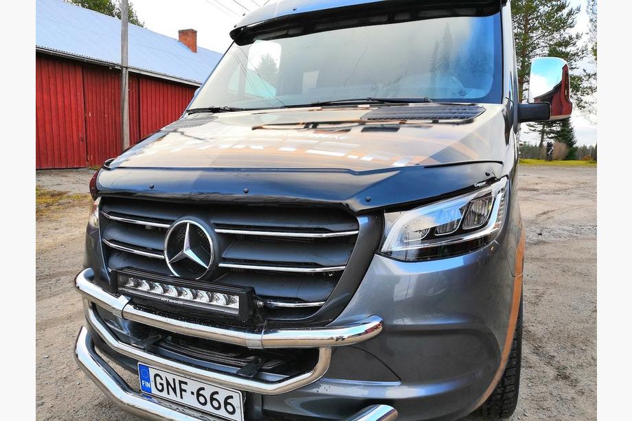Mercedes Sprinter W907/W910 2018– Deflektor pokrova motorja (EuroCap) Fotografija 9