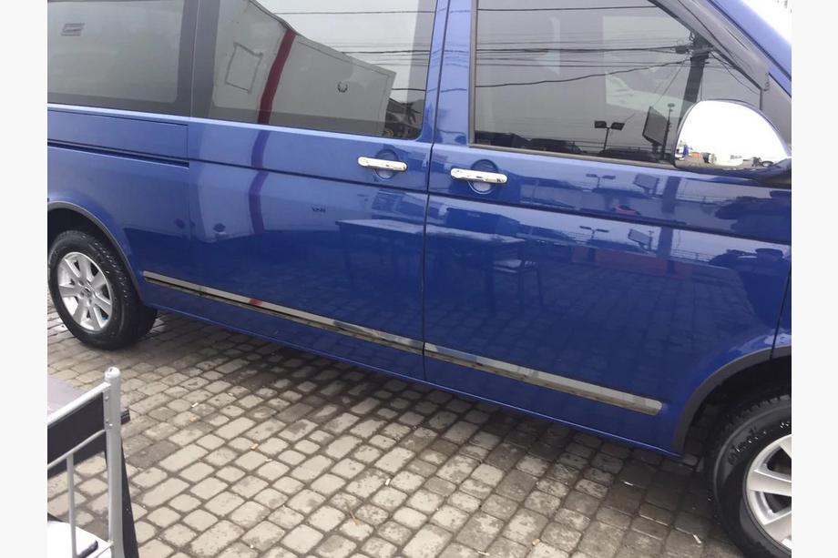 Volkswagen T6 2015–2024 Letvice na vratih (nerjaveče jeklo, črni krom) Image