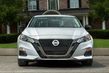 Srednje velik sedan Nissan Altima šeste generacije fotografija 2