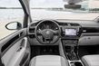 Pregled kompaktnega enoprostorca Volkswagen Touran druge generacije fotografija 7